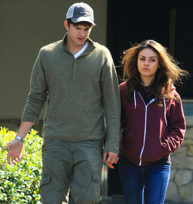 VENTER BARN: Ashton Kutcher og forloveden Mila Kunis skal ifølge People bli foreldre. Foto: FameFlynet VENTER BARN: Ashton Kutcher og forloveden Mila Kunis skal ifølge People bli foreldre. Foto: FameFlynet